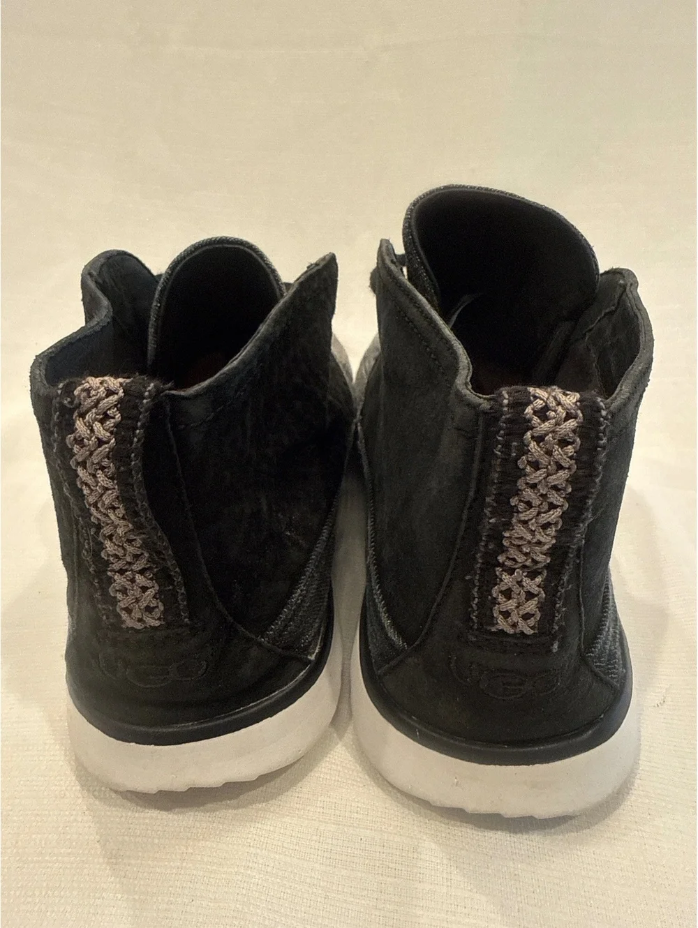 UGG Men's Casual Lace-Up Shoes Size 12 Black with White Sole
